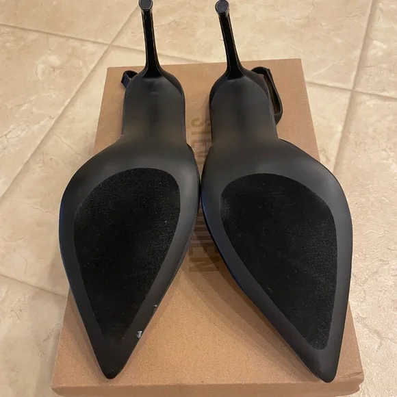 Steve Madden Vionnet Black Heels - Picture 4 of 7